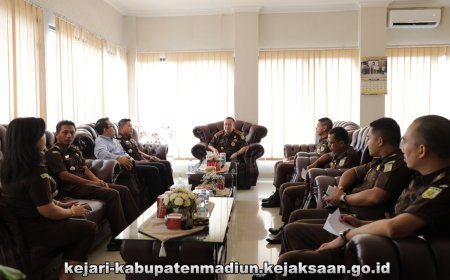 Rapat Kerja Pelaksanaan Pembangunan Zona Integritas Menuju Wilayah Birokrasi Bersih Dan Melayani (WBBM) di Satuan Kerja (Satker) Kejari Kabupaten Madiun