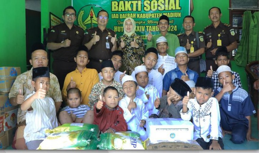 Bakti Sosial dalam rangka Hari Bhakti Adhyaksa Ke-64 dan HUT Ikatan Adhyaksa Dharmakarini ke-24 Tahun 2024