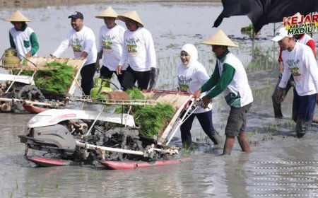 Kepala Kejaksaan Negeri Kabupaten Madiun, Bapak Oktario Hartawan Achmad, S.H., M.H., CSSL. menghadiri kegiatan Jaksa Sahabat Tani