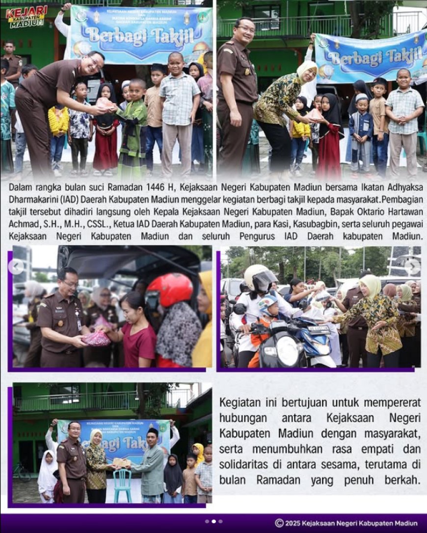 Kegiatan berbagi takjil kepada masyarakat