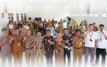 Sosialisasi pengelolaan dana BOS dengan tema "Tata Kelola BOS Sehat" kepada MKKS SMA/SMK Se-Kabupaten Madiun, yang bertempat di SMKN 1 Wonoasri