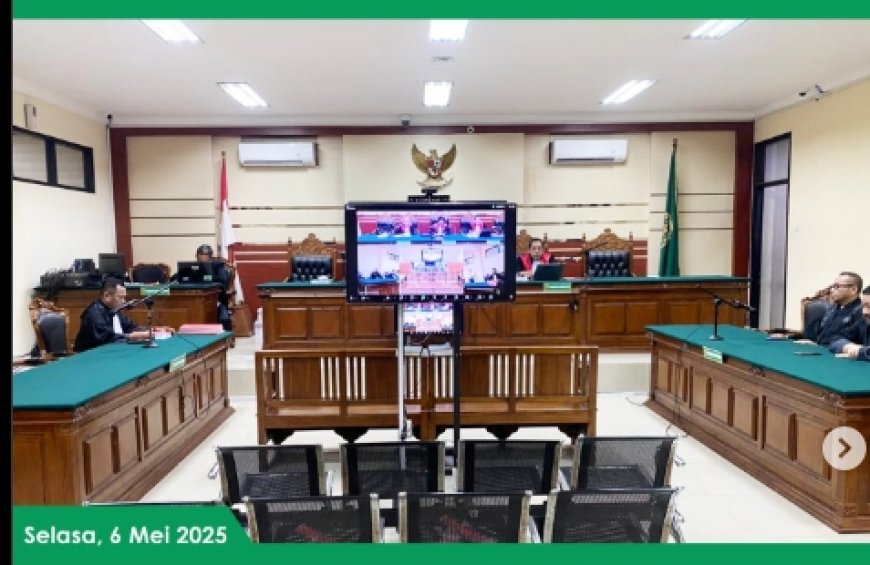 Persidangan dengan agenda pembacaan tuntutan perkara Tindak Pidana Korupsi